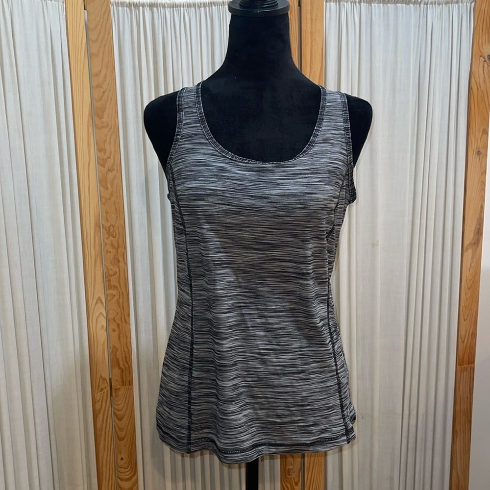 Dangling women athletic top